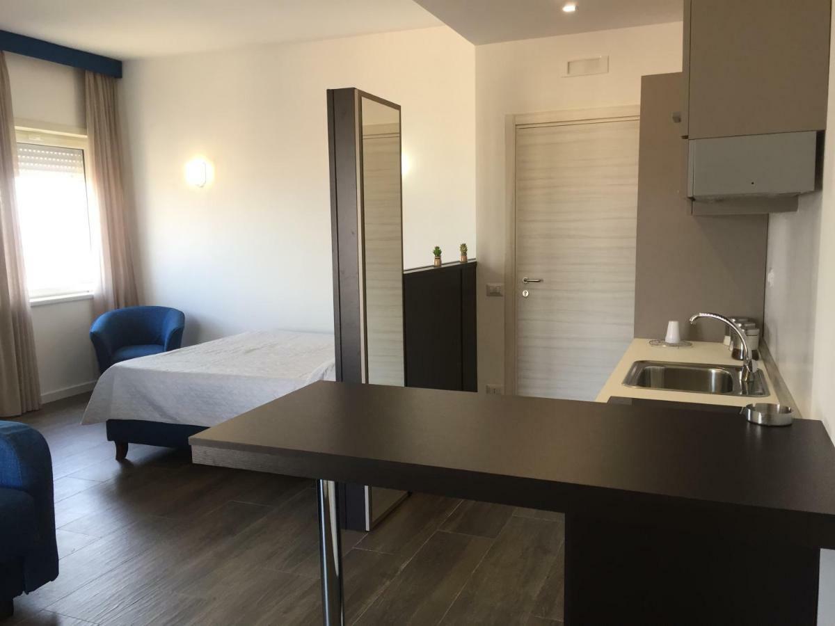 Appartement Residenza Garibaldi à Naples Extérieur photo