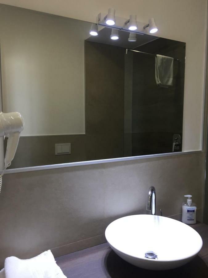 Appartement Residenza Garibaldi à Naples Extérieur photo