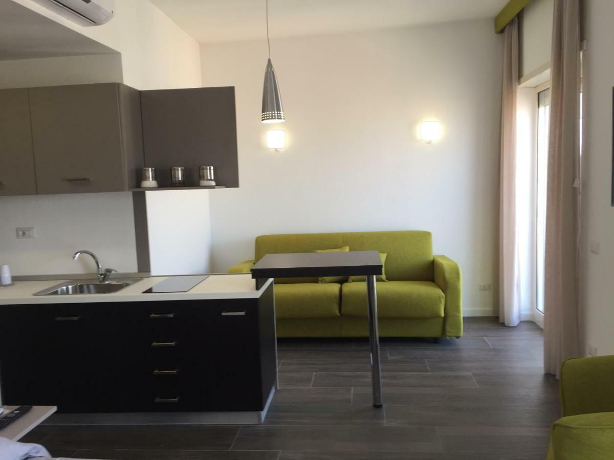 Appartement Residenza Garibaldi à Naples Extérieur photo
